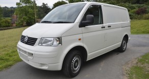 VW Transporter T5 1.9TDi  57 plate 39,000miles ONLY!! Colourde Coded Bumpers